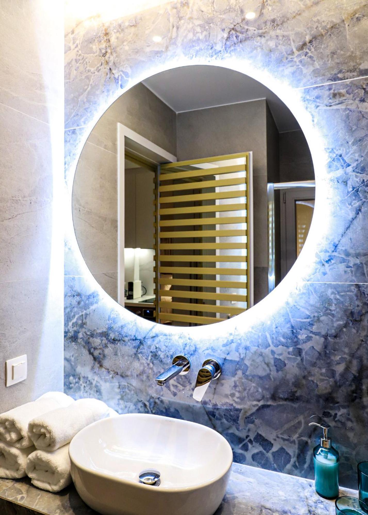 Renovated Apartment With Roof Garden Access, 15 M Walk To Acropolis Atenas Exterior foto