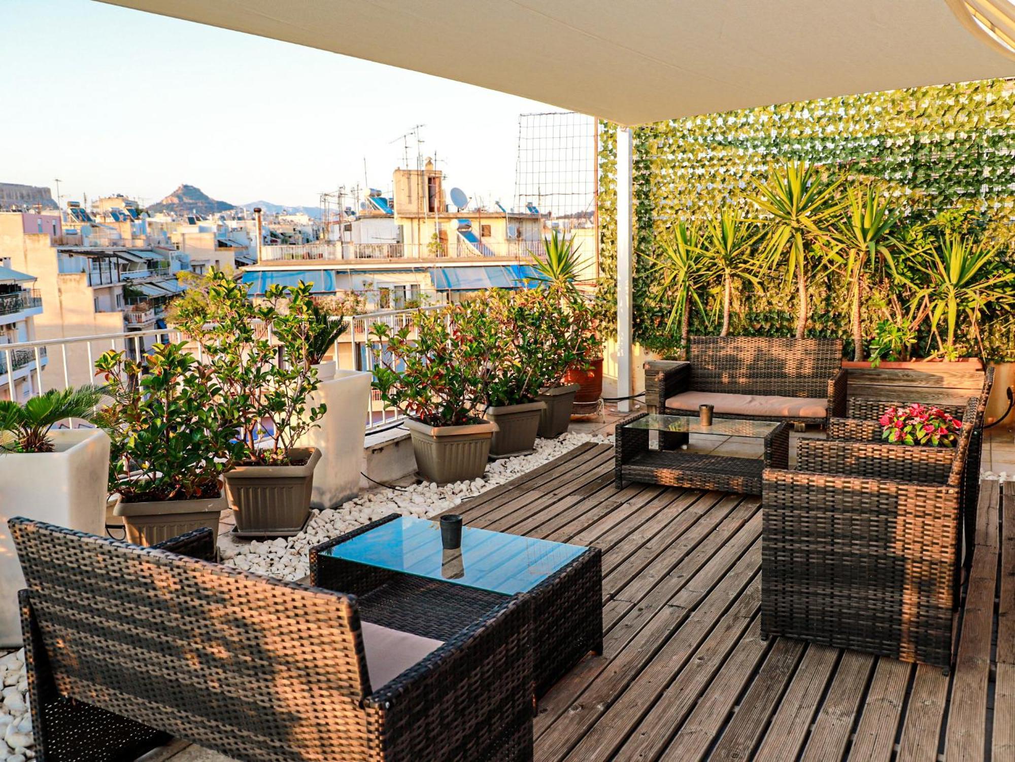 Renovated Apartment With Roof Garden Access, 15 M Walk To Acropolis Atenas Exterior foto